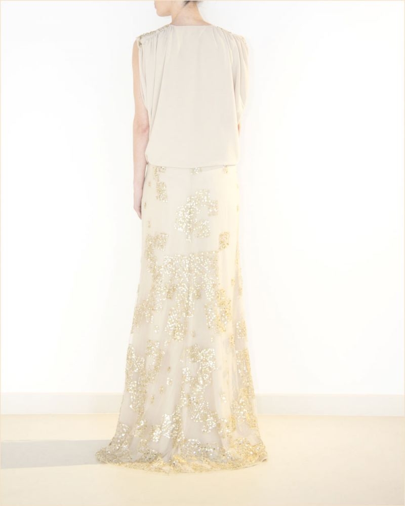 VESTIDO LARGO PAILLETES NUDE DETRAS